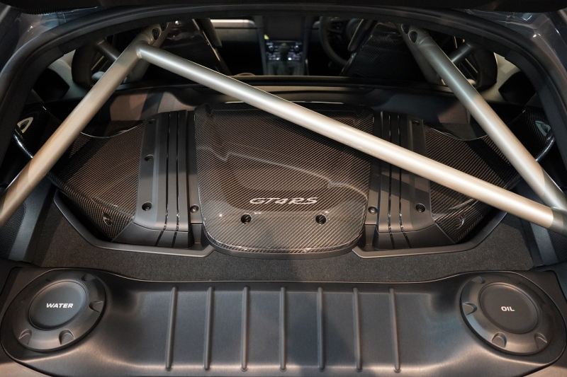 ポルシェ 718 ケイマン GT4RS OP739万 マグネシウムホイール ヴァイザッハPKG クロノPKG PCCB Fリフト BOSEサウンド 中古車 中古車