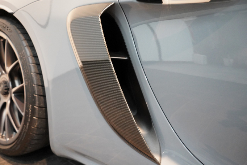 ポルシェ 718 ケイマン GT4RS OP739万 マグネシウムホイール ヴァイザッハPKG クロノPKG PCCB Fリフト BOSEサウンド 中古車 中古車