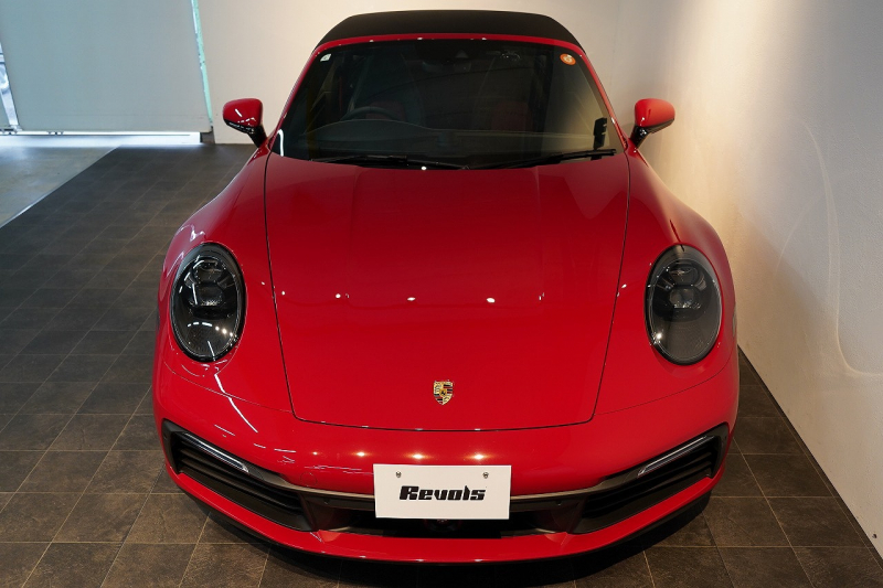 ポルシェ 911(Type992) Targa 4 PDK スポクロ スポーツテールパイプ 20/21インチカレラクラシックホイール レザーインテリア 14wayシート Burmesterサウンド 中古車 中古車