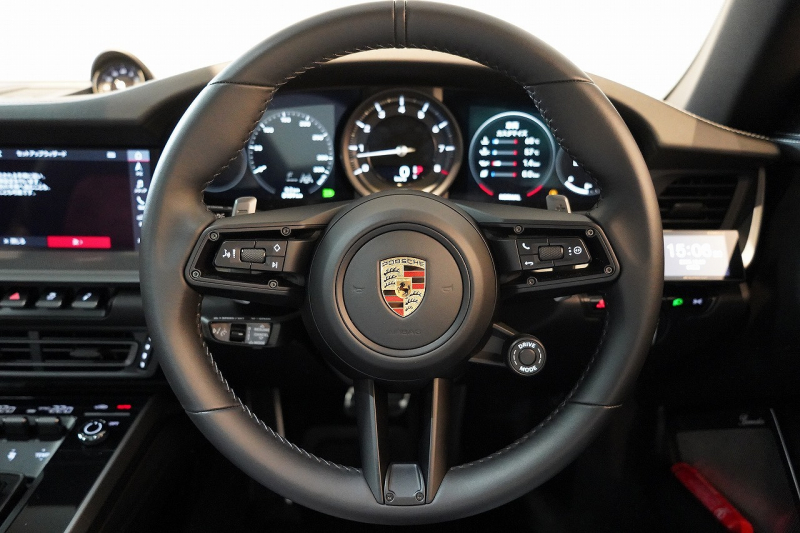 ポルシェ 911(Type992) Targa 4 PDK スポクロ スポーツテールパイプ 20/21インチカレラクラシックホイール レザーインテリア 14wayシート Burmesterサウンド 中古車 中古車