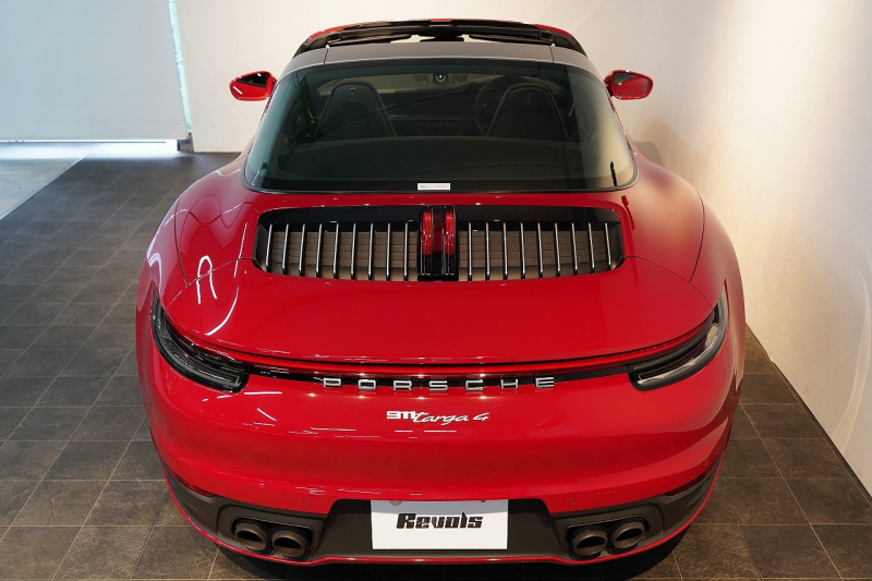 ポルシェ 911(Type992) Targa 4 PDK スポクロ スポーツテールパイプ 20/21インチカレラクラシックホイール レザーインテリア 14wayシート Burmesterサウンド 中古車 中古車