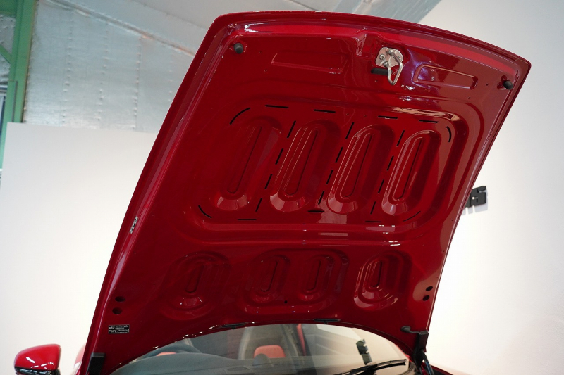 ポルシェ 911(Type992) Targa 4 PDK スポクロ スポーツテールパイプ 20/21インチカレラクラシックホイール レザーインテリア 14wayシート Burmesterサウンド 中古車 中古車