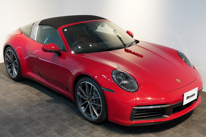 ポルシェ 911(Type992) Targa 4 PDK スポクロ スポーツテールパイプ 20/21インチカレラクラシックホイール レザーインテリア 14wayシート Burmesterサウンド 中古車 中古車