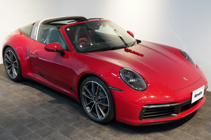 ポルシェ 911(Type992) Targa 4 PDK スポクロ スポーツテールパイプ 20/21インチカレラクラシックホイール レザーインテリア 14wayシート Burmesterサウンド 中古車 中古車