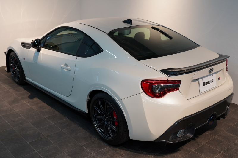 トヨタ 86 GR 6MT  1オーナー BLITZマフラー モノブロックブレーキ 専用17インチ鍛造軽量ホイール 禁煙車 中古車 中古車