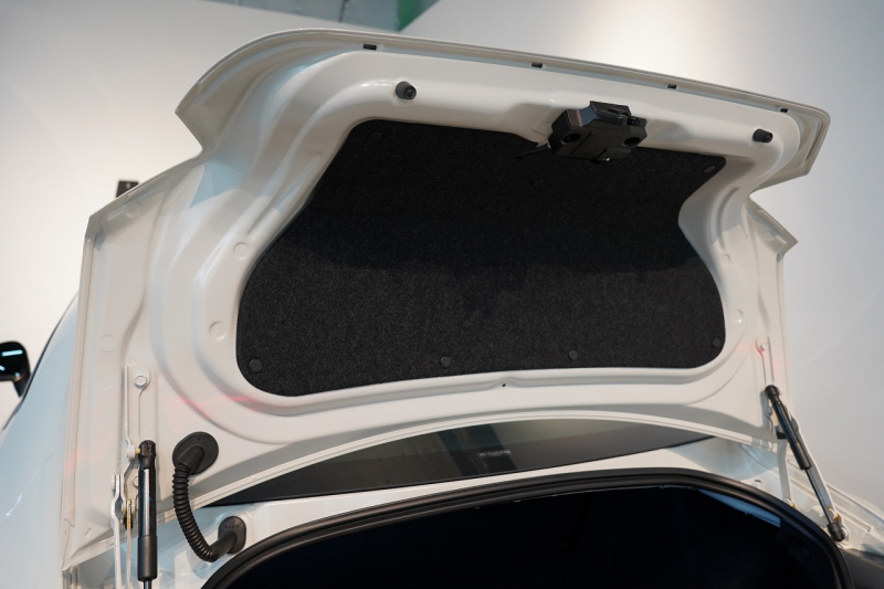 トヨタ 86 GR 6MT  1オーナー BLITZマフラー モノブロックブレーキ 専用17インチ鍛造軽量ホイール 禁煙車 中古車 中古車