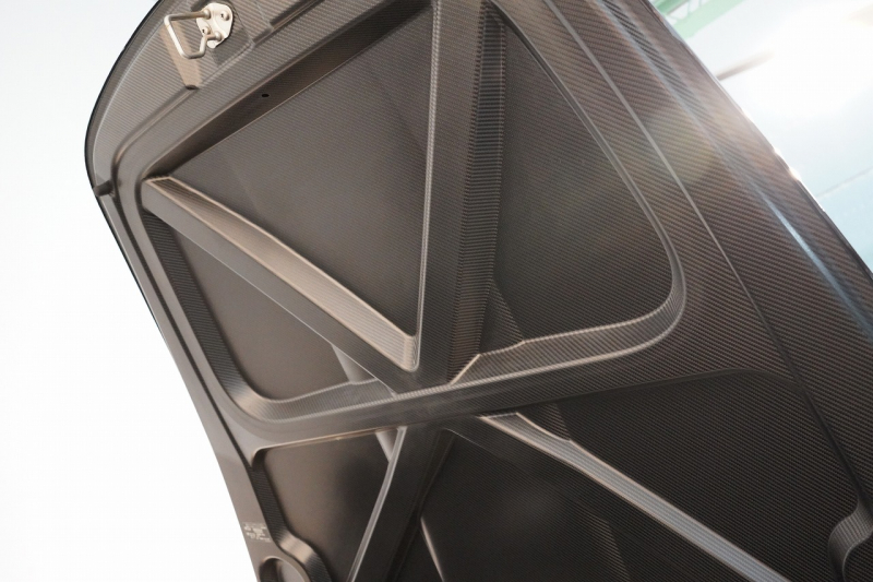 ポルシェ 911(Type991.1) 911R 世界限定車991台 LEDヘッド Fリフト スポーツクロノ ブラック×ブラウンレザーインテリア カスタムカラーブラック（日本1台）  中古車