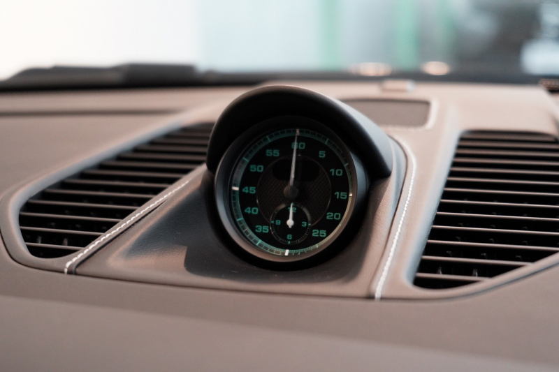 ポルシェ 911(Type991.1) 911R 世界限定車991台 LEDヘッド Fリフト スポーツクロノ ブラック×ブラウンレザーインテリア カスタムカラーブラック（日本1台）  中古車