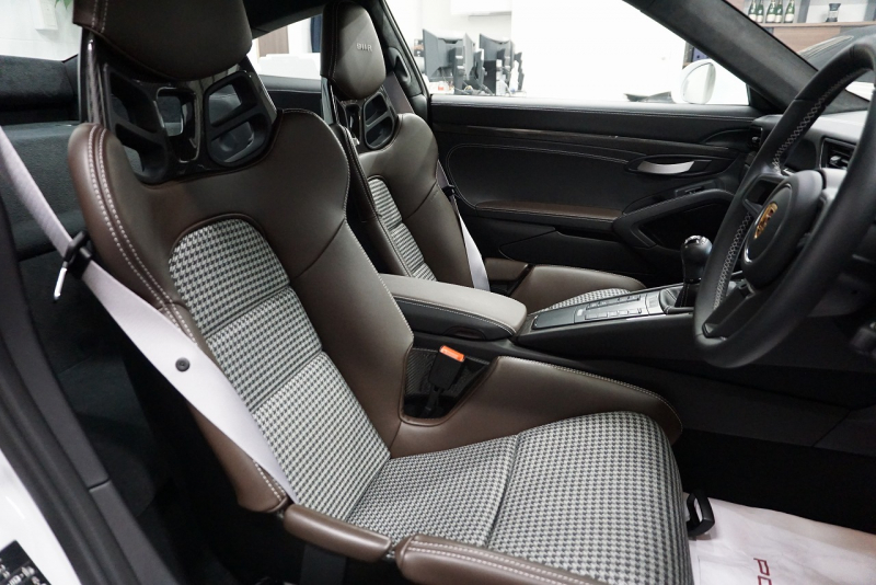 ポルシェ 911(Type991.1) 911R 世界限定車  中古車