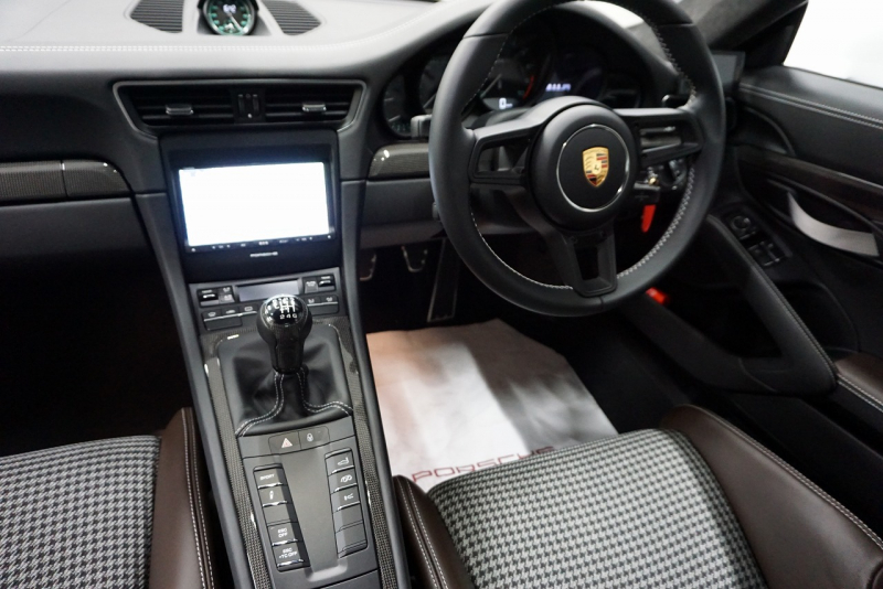 ポルシェ 911(Type991.1) 911R 世界限定車  中古車