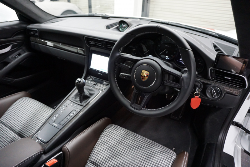 ポルシェ 911(Type991.1) 911R 世界限定車  中古車