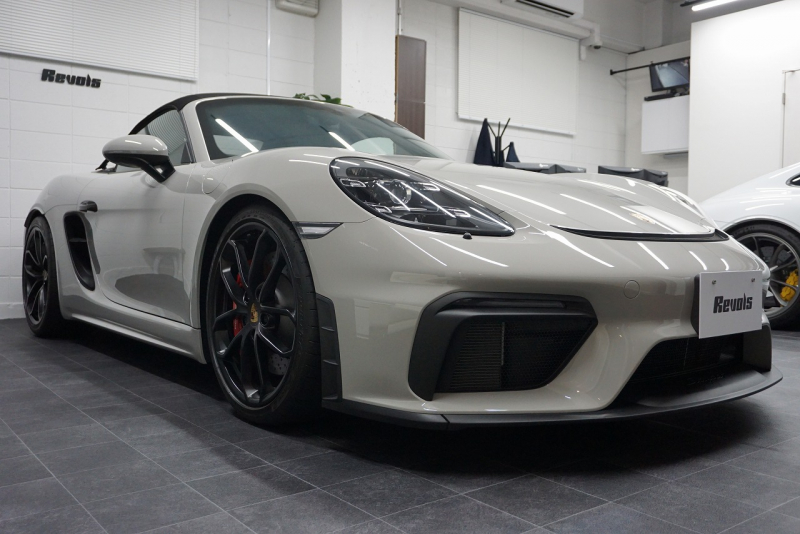 ポルシェ 718スパイダー Spyder  6MT クレヨン  LEDヘッドライト レザーインテリア カーボンインテリア  中古車