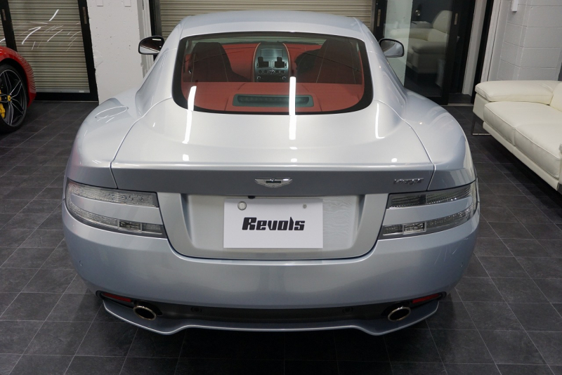 アストンマーティン ヴィラージュ Virage タッチトロニック2　正規ディーラー カーボンブレーキ OP20インチホイール 中古車 中古車