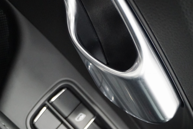 ポルシェ 911(Type991.2) GT3 (991.2)Touring Package スポーツクロノ フロントリフト  中古車