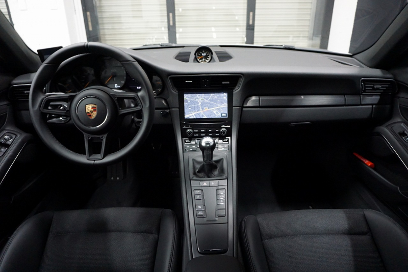 ポルシェ 911(Type991.2) GT3 (991.2)Touring Package スポーツクロノ フロントリフト  中古車