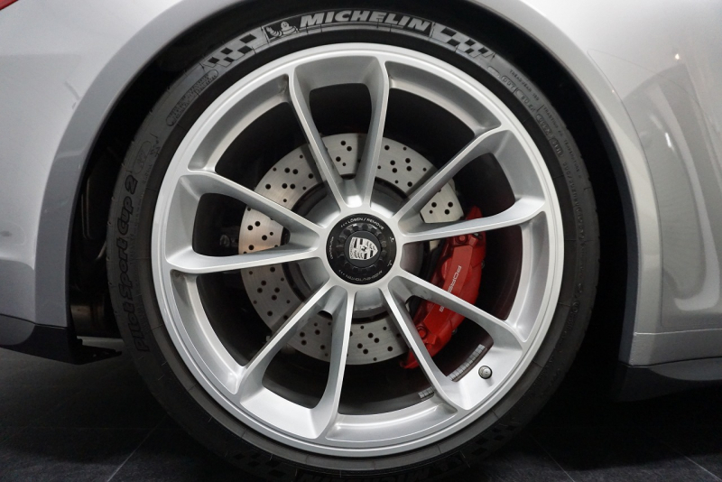 ポルシェ 911(Type991.2) GT3 (991.2)Touring Package スポーツクロノ フロントリフト  中古車