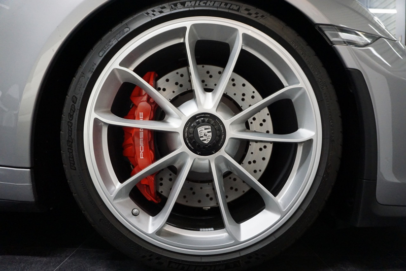 ポルシェ 911(Type991.2) GT3 (991.2)Touring Package スポーツクロノ フロントリフト  中古車