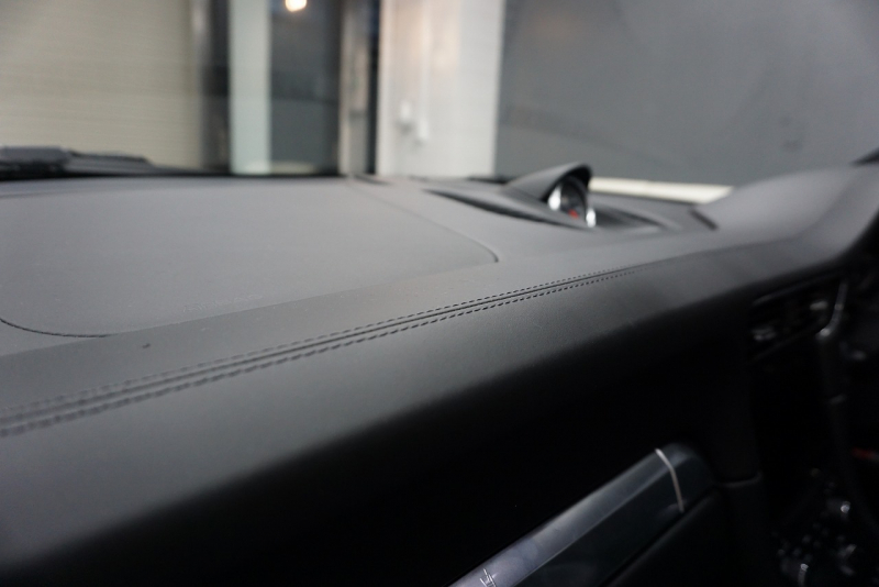 ポルシェ 911(Type991.2) 911(Type 991.2) Carrera S スポーツクロノパッケージ オールレザーインテリア GTシルバー  中古車