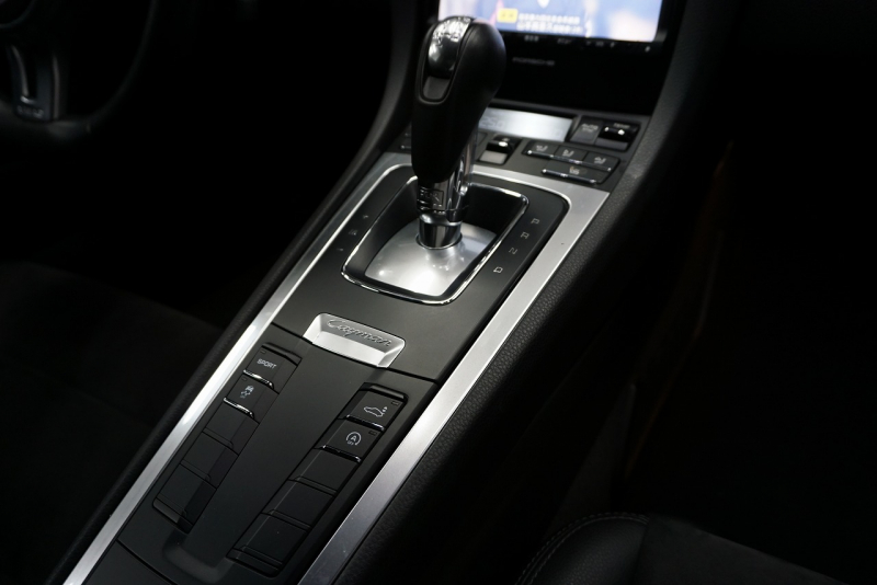 ポルシェ ケイマン Cayman（Type.981）2.7PDK 2014yモデル  Cayman S  19インチホイール  中古車