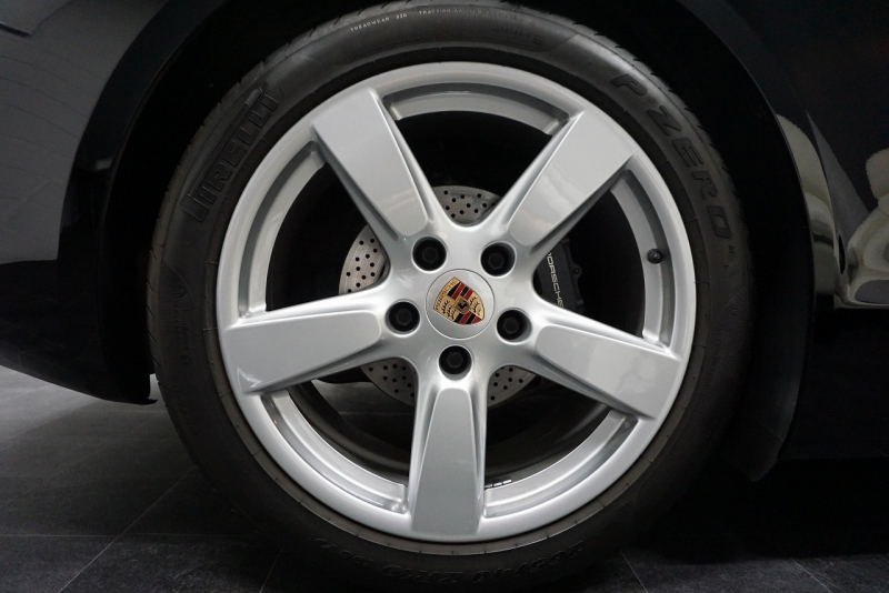 ポルシェ ケイマン Cayman（Type.981）2.7PDK 2014yモデル  Cayman S  19インチホイール  中古車