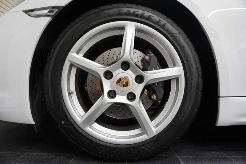 ポルシェ 718 ボクスター 718Boster PDK  スポーツクロノパッケージ ディーラー車検取得済・タイヤ新品交換済  中古車