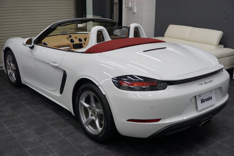 ポルシェ 718 ボクスター 718Boster PDK  スポーツクロノパッケージ ディーラー車検取得済・タイヤ新品交換済  中古車