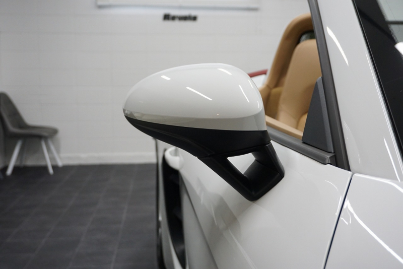 ポルシェ 718 ボクスター 718Boster PDK  スポーツクロノパッケージ ディーラー車検取得済・タイヤ新品交換済  中古車