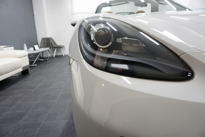 ポルシェ 718 ボクスター 718Boster PDK  スポーツクロノパッケージ ディーラー車検取得済・タイヤ新品交換済  中古車