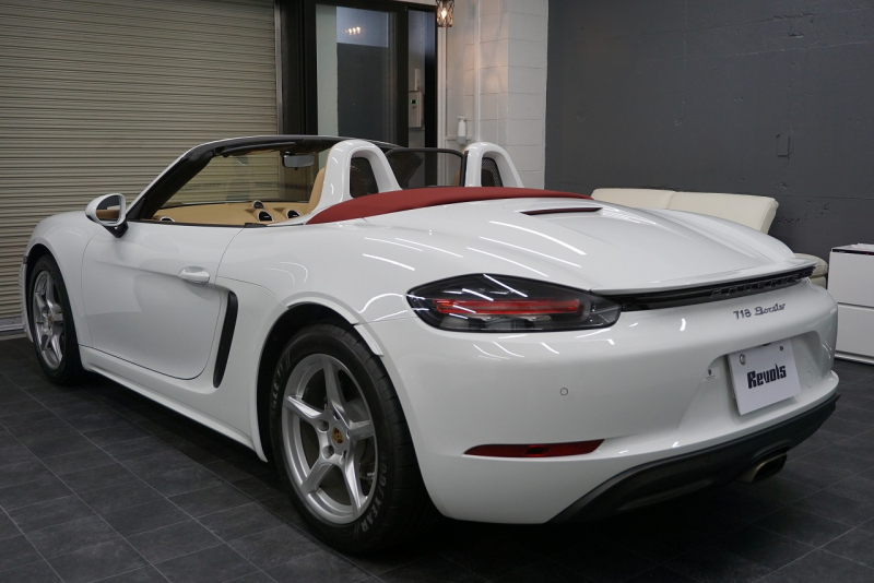 ポルシェ 718 ボクスター 718Boster PDK  スポーツクロノパッケージ ディーラー車検取得済・タイヤ新品交換済  中古車