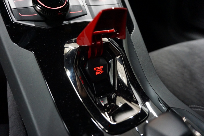 ランボルギーニ ウラカン Huracan 610-4 AVIO 正規ディーラー車 世界限定250台  中古車