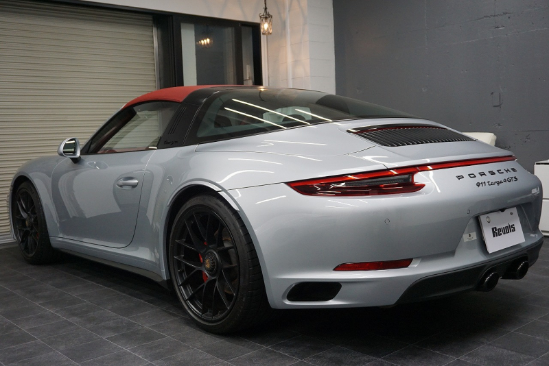 ポルシェ 911(Type991.2) 911(991.2)Targa4 GTS カーボンステアリング ボルドーレッドオールレザーインテリア 中古車 中古車