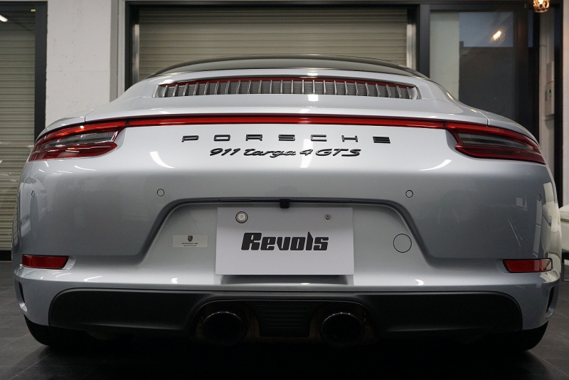 ポルシェ 911(Type991.2) 911(991.2)Targa4 GTS カーボンステアリング ボルドーレッドオールレザーインテリア 中古車 中古車