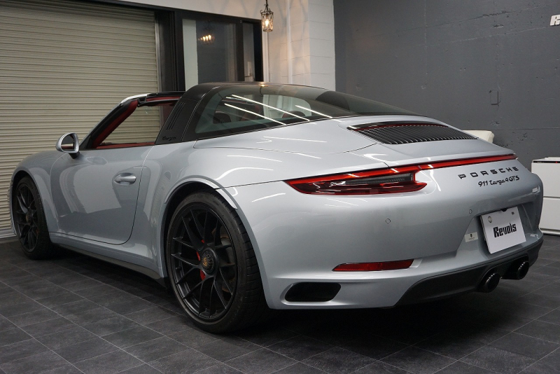 ポルシェ 911(Type991.2) 911(991.2)Targa4 GTS カーボンステアリング ボルドーレッドオールレザーインテリア 中古車 中古車