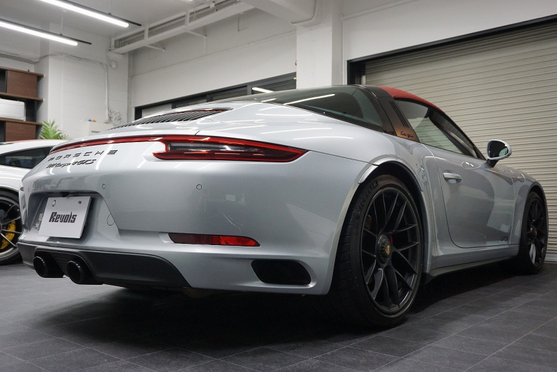 ポルシェ 911(Type991.2) 911(991.2)Targa4 GTS カーボンステアリング ボルドーレッドオールレザーインテリア 中古車 中古車