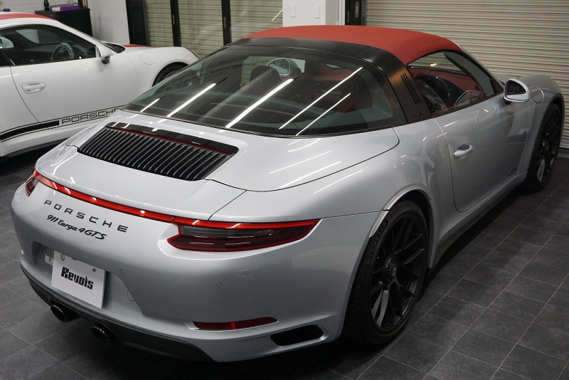 ポルシェ 911(Type991.2) 911(991.2)Targa4 GTS カーボンステアリング ボルドーレッドオールレザーインテリア 中古車 中古車