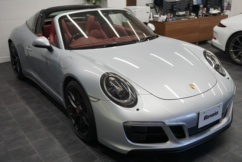 ポルシェ 911(Type991.2) 911(991.2)Targa4 GTS カーボンステアリング ボルドーレッドオールレザーインテリア 中古車 中古車