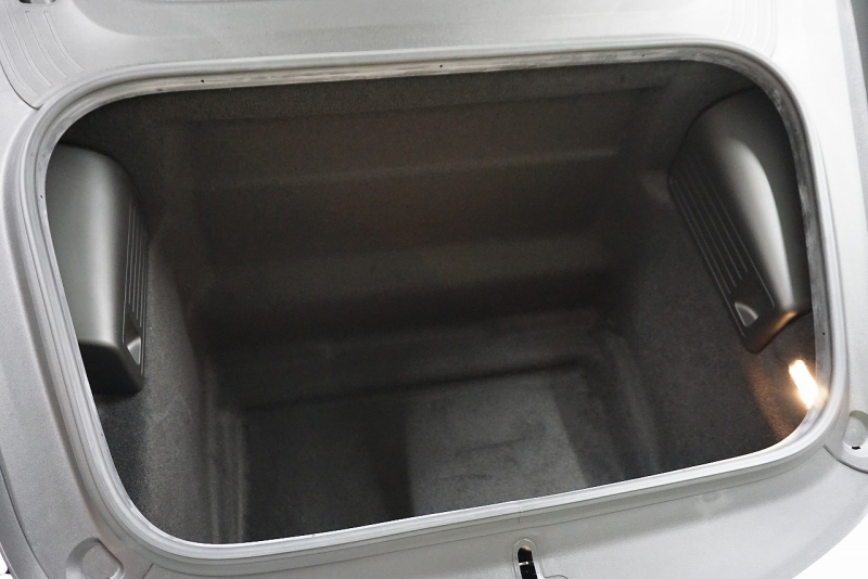 ポルシェ ケイマン Cayman（Type.981）2.7 6MT 2016yNA最終モデル スポーツクロノ スポーツエグゾースト スポーツステア PASM PDLS PTV 中古車 中古車