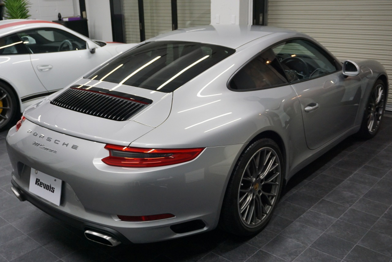 ポルシェ 911(Type991.2) 911Carrera 7MT スポーツクロノパッケージ RSスパイダー20ホイール  エントリー＆ドライブ GTシルバーメタリック 中古車 中古車