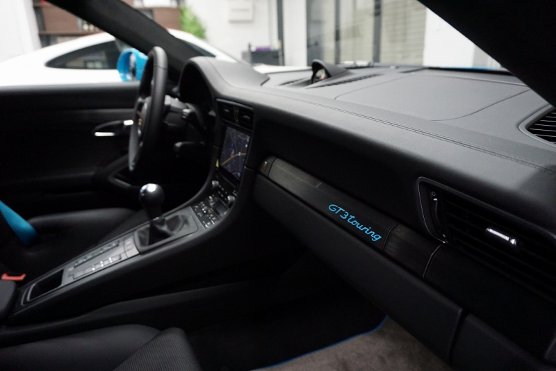 ポルシェ 911(Type991.2) 911GT3 （991.2）Touring Package スポーツクロノ Fリフト  オールレザーINT マイアミブルー OP3,666,000 中古車 中古車