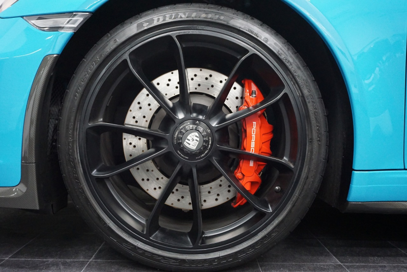 ポルシェ 911(Type991.2) 911GT3 （991.2）Touring Package スポーツクロノ Fリフト  オールレザーINT マイアミブルー OP3,666,000 中古車 中古車