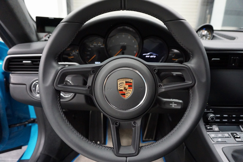 ポルシェ 911(Type991.2) 911GT3 （991.2）Touring Package スポーツクロノ Fリフト  オールレザーINT マイアミブルー OP3,666,000 中古車 中古車