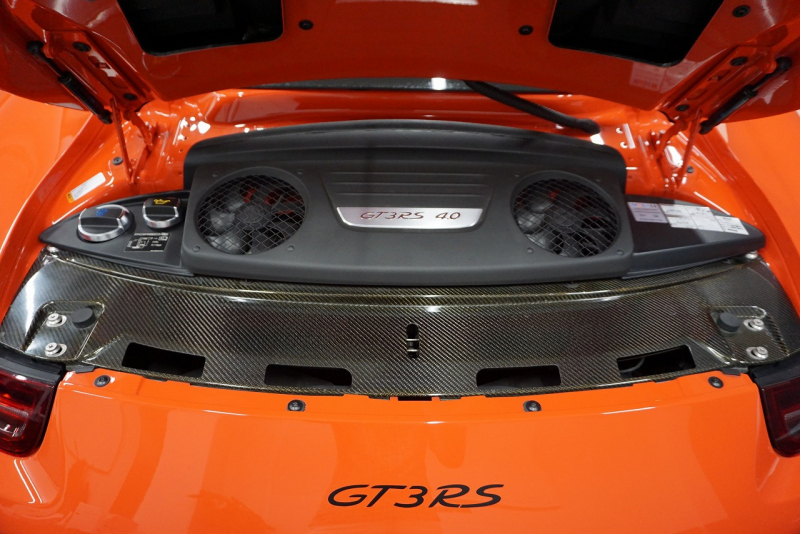 ポルシェ 911(Type991.1) GT3RS LEDヘッドライト PCCB フロントリフト スポーツクロノ ラバオレンジ OP416.6  中古車