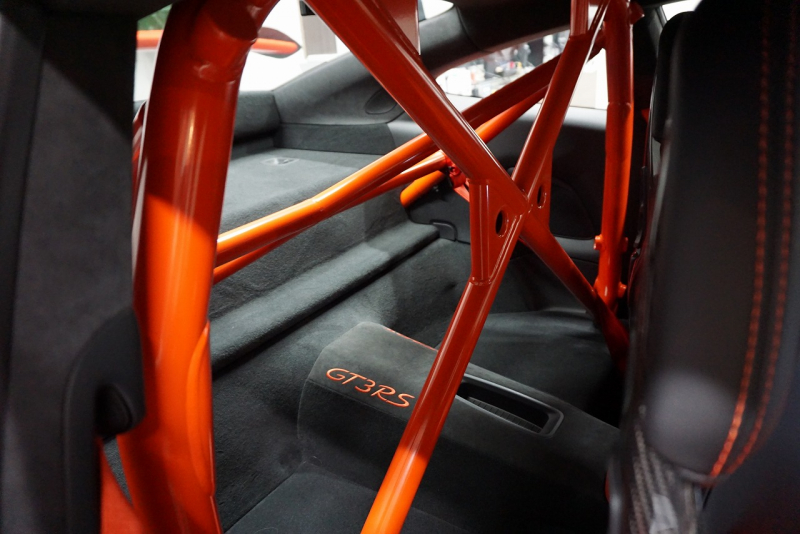 ポルシェ 911(Type991.1) GT3RS LEDヘッドライト PCCB フロントリフト スポーツクロノ ラバオレンジ OP416.6  中古車