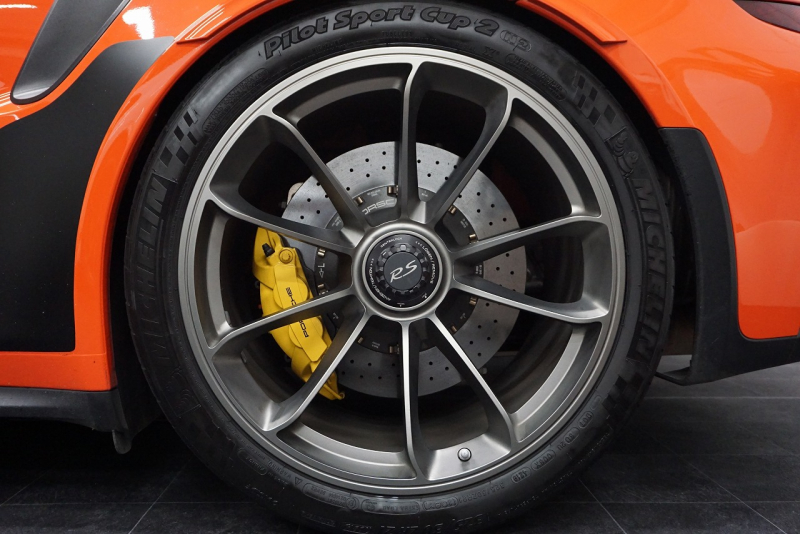 ポルシェ 911(Type991.1) GT3RS LEDヘッドライト PCCB フロントリフト スポーツクロノ ラバオレンジ OP416.6  中古車