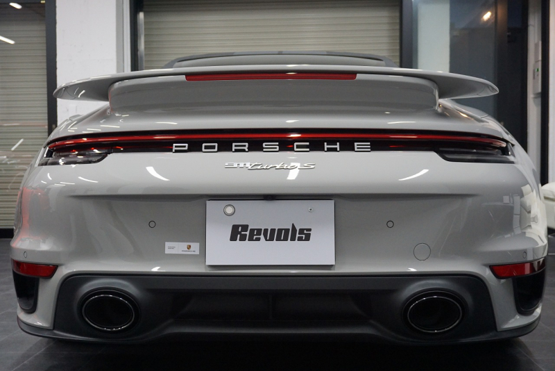 ポルシェ 911(Type992) 911（Type992）Turbo S Cabriolet　 PCCB TurboS Exclusiveホイール Fリフト クレヨン  OP3,383,900  中古車