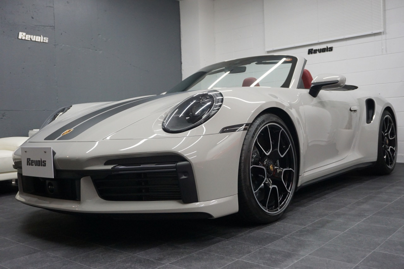 ポルシェ 911(Type992) 911（Type992）Turbo S Cabriolet　 PCCB TurboS Exclusiveホイール Fリフト クレヨン  OP3,383,900  中古車