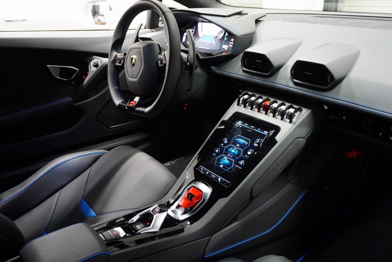 ランボルギーニ ウラカン Huracan EVO RWD　Narvi 20 intホイール  OP5,436,333 中古車 中古車