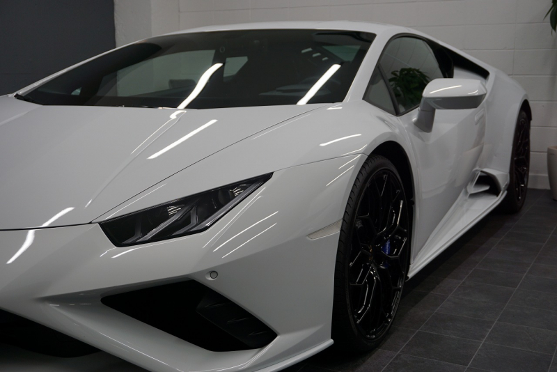 ランボルギーニ ウラカン Huracan EVO RWD　Narvi 20 intホイール  OP5,436,333 中古車 中古車