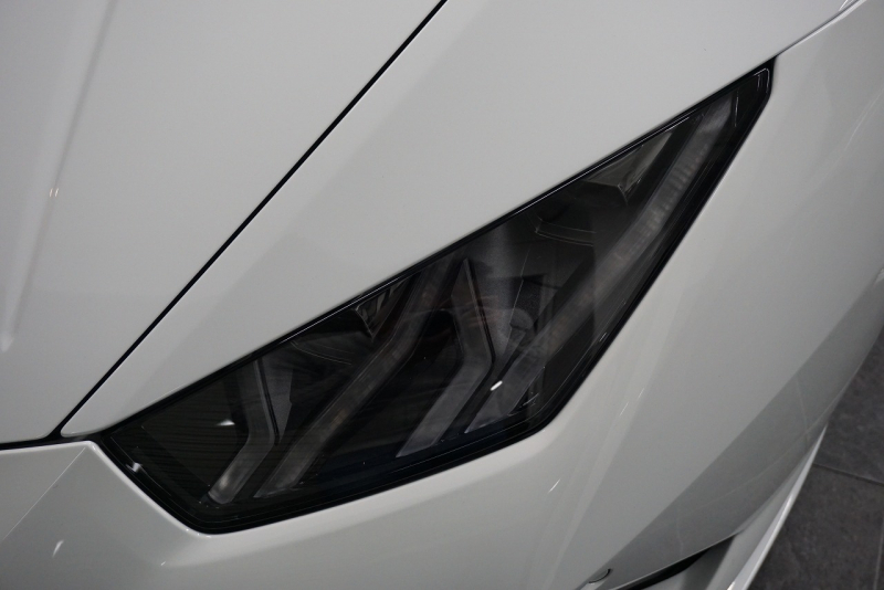 ランボルギーニ ウラカン Huracan EVO RWD　Narvi 20 intホイール  OP5,436,333 中古車 中古車