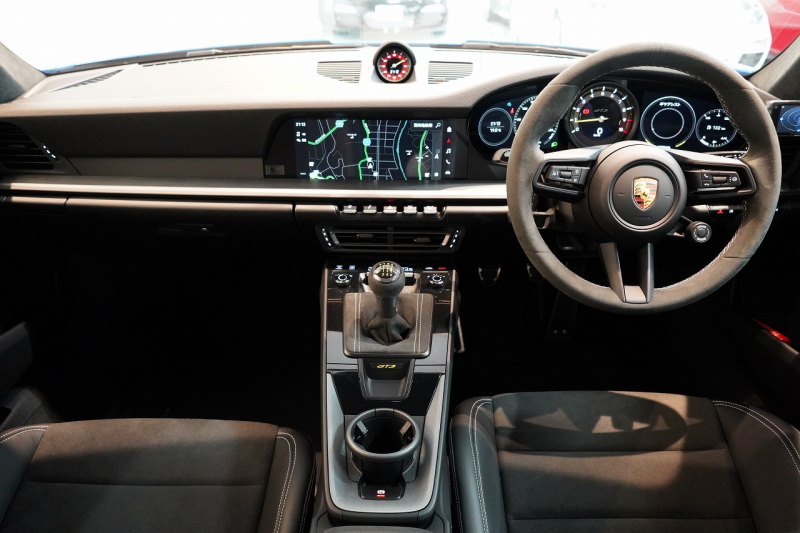 ポルシェ 911(Type992) GT3 6MT フロントリフト スポーツクロノ LEDヘッド シャークブルー  中古車